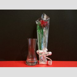 Gaveide - Vrtinde Gave eller Fest Gave - Rd Glas Rose med et Grn Blad - Pakket til Gave - 16-17cm