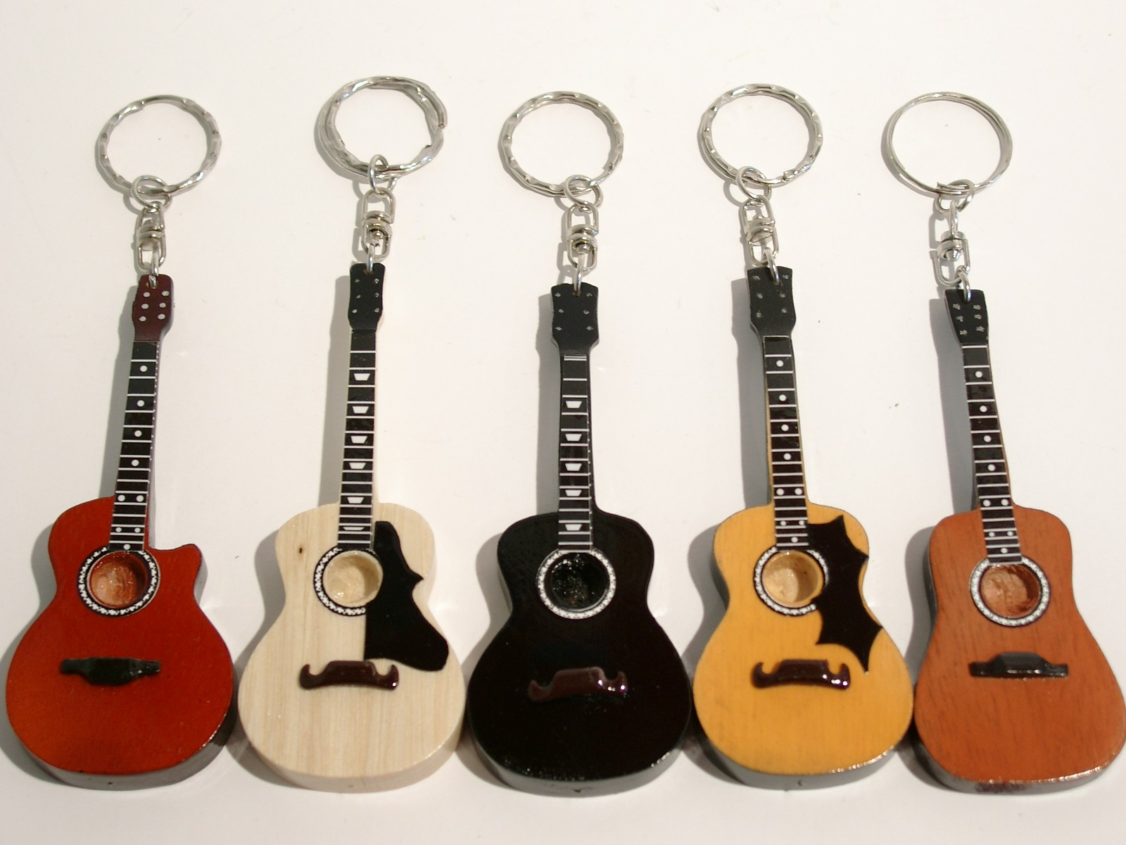 Mini Nøgleringe & Magneter