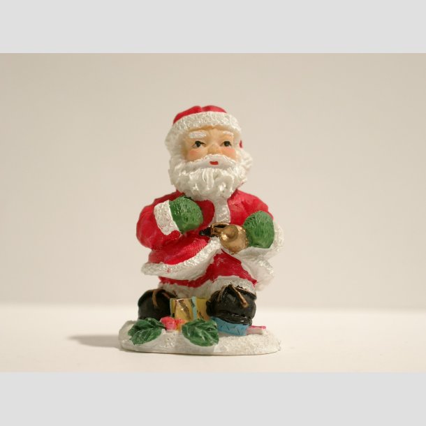 Julefigur - Julemand med Pakker - 6 Forskellige Stillinger - 5cm ID Deko1