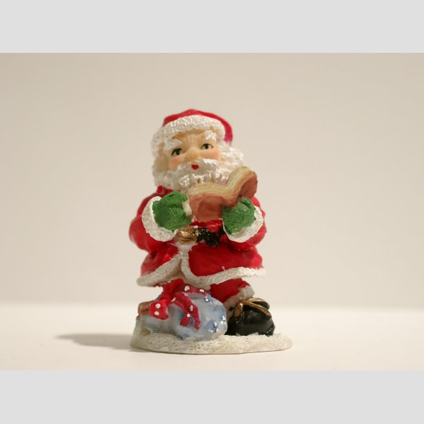 Julefigur - Julemand med Pakker - 6 Forskellige Stillinger - 5cm ID Deko2