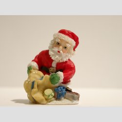 Julefigur - Julemand med Pakker - 6 Forskellige Stillinger - 5cm