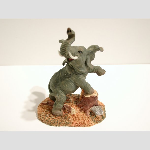 Elefant Stende p Grs Plato - 14cm
