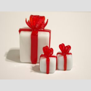 Julegaver - Glas Gave Pakker - Hvid/Rd - Med Rd Sljfe 