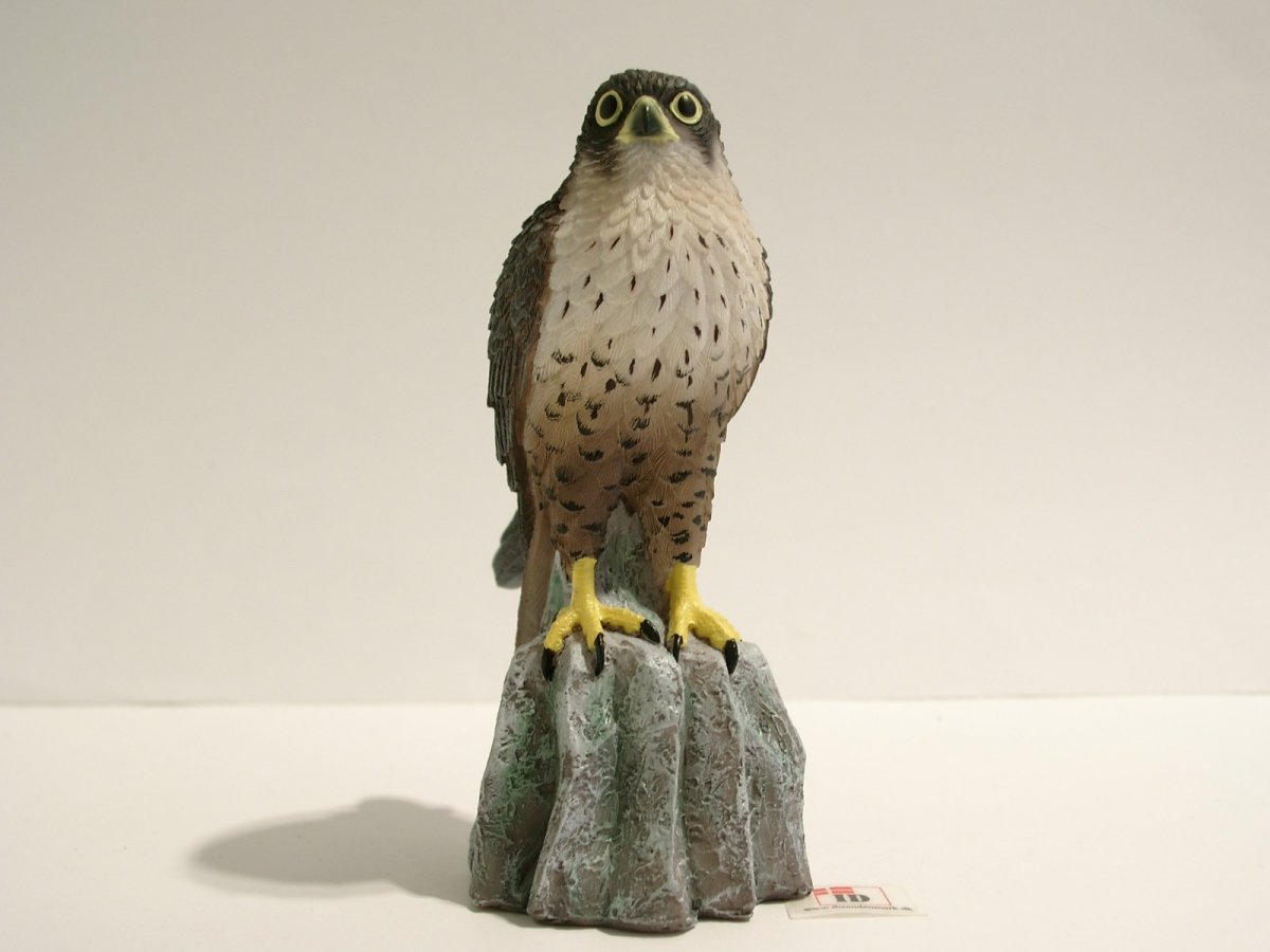 Peregrine Falcon Standing Grey/Brown 12cm Owls and Birds