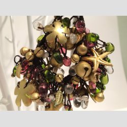 Armbnd - Karneval - Hnd Hklet &amp; Knyttet Armbnd - Forgylte Bjlder/Rd/Grn Mini Glas Sten