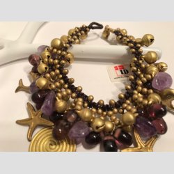 Armbnd - Karneval - Hnd Hklet &amp; Knyttet Armbnd - Forgylt/Lilla Glas Sten