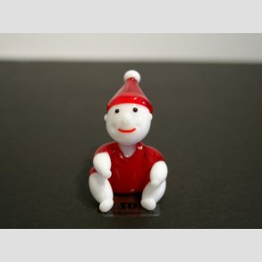 Nisse Barn I Glas - Siddende - Rd Dragt/Hue - 4cm