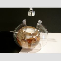 Julekugle - Hndlavede Mercurlys i Acryl Gave Kugle - "Rays of Christmas" - H5 D7cm