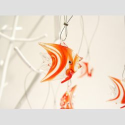 H�ngende Glasfigurer - Glas Klar R�d Finne Fisk - 3cm