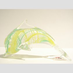 Stende Klar/Gul/Turkis Striber Glas Delfin - 9-10cm