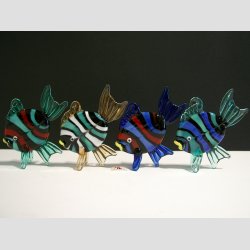 Stende Flad Glas Fisk - Med Bolsjer Striber - H10cm, B7cm