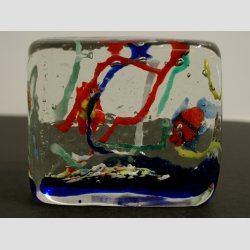 Akvarium Brevpresser - Firkantet Massiv Glas - Sgrs Med Fisk - 6cmx7cm