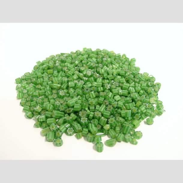 Millefiori Glas - Grains Cut Pieces - Grn/Hvid/Gul - 3-5mm - COE 96 - 100g