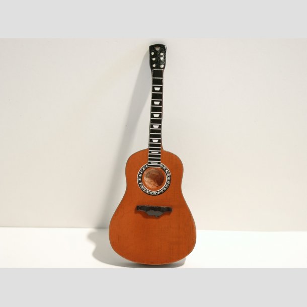 Mini Guitar med Magnet bagp - 10cm ID Magnet2