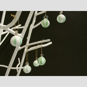 Hngende Glas Mini Rund Kugle - Hvid/Grn Striber - 1,4cm