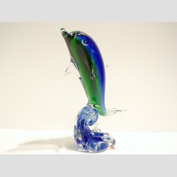 Glaskunst - Glas Delfin p en Blge - Klar/Bl/Grn - 15cm