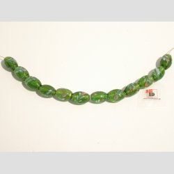 Hndlavet Glas Perle - Oval Med Guld/Blomst - Grn - 1,5cm