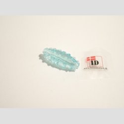 Hndlavet Glas Perle - Aflang Med Prikker - Lysebl - 2,5cm