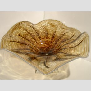 Glaskunst - Hndlavet Stor Glasfad p Krystal Fod - Dia 45cm - Brun