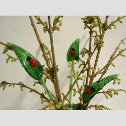 Blomsterblade - Grn Glas Blomster blade Med Mariehne - 16-17cm - 1 St Med 3 Stk