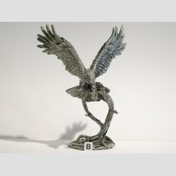 rne Figurer - Tinfigur Med rn p en Gren - H14cm