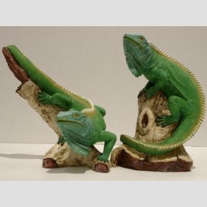 Krybdyr - Reptiler - Grn Leguan Krybende P Trstup - 20cm