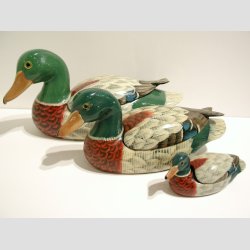 Dyrefigur - And Boks - Med et Hemmelig Rum 