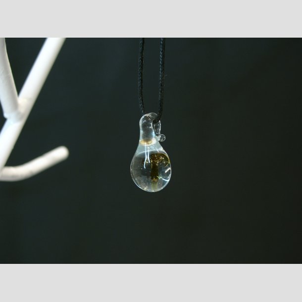 Glas Smykke - Dråber Vedhæng Uden Rem - Med Brun Paddehat - 1,2x2,2cm - Glas Smykker - Vedhæng lavet i Glas uden Kæde og - Ibsen Design