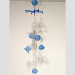 Vindspil Uro - Uro Med Bl Kugle Fisk - Stor 45cm