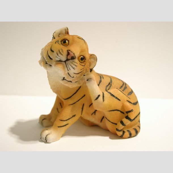 Dyrefigur - Tiger Baby - 15cm ID Deko2